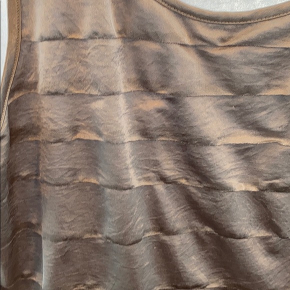 Shirt - Picture 3 of 3